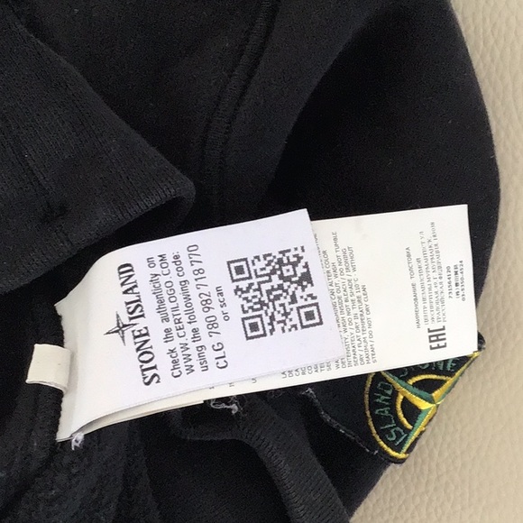 Stone island hoodie - Picture 6 of 7